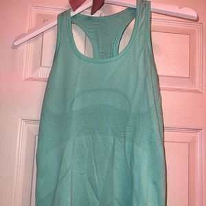 Luluemon Swiftly Tech Racerback Tank Top